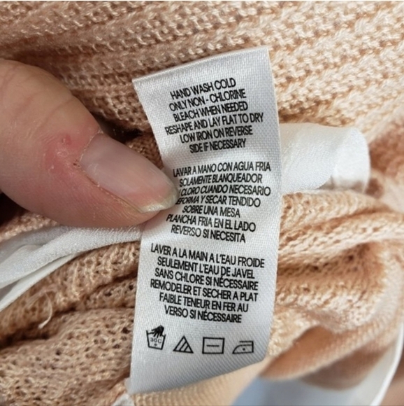 Calvin Klein Layered T-shirt Hem Sweater Beige Knit Chevron Pattern Size Large - Picture 13 of 15